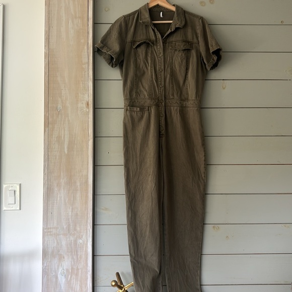 Young, Fabulous & Broke (YFB) Olive Utility Jumpsuit – Size Small - Picture 2 of 7
